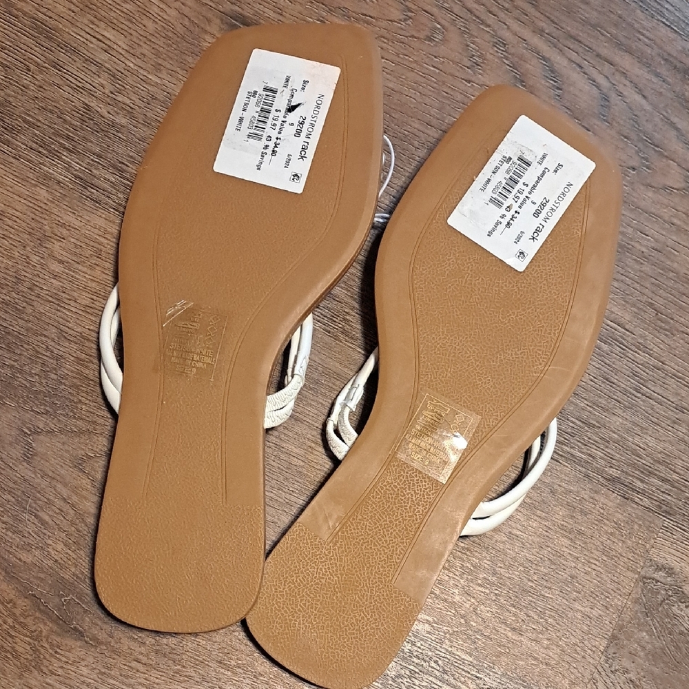 NWT White and Tan Strappy Slip-On Sandals - Picture 5 of 5